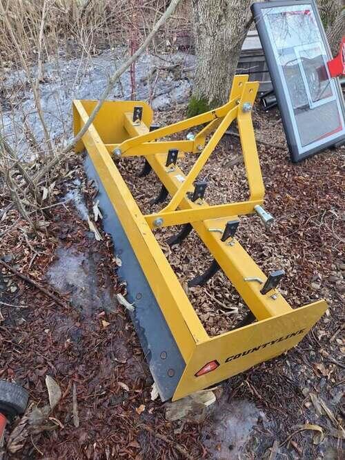 County Line 6ft Box Blade 3-point cat 1 with removable blades | Marion, ND
