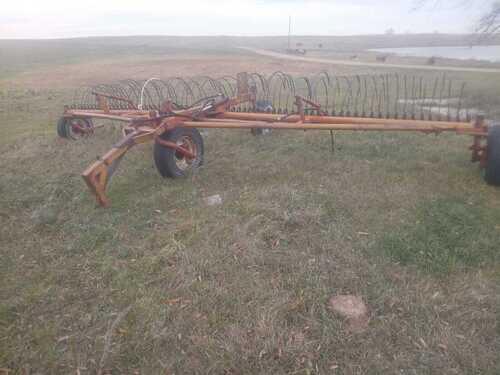 20 ft Dump rake | Streeter, ND