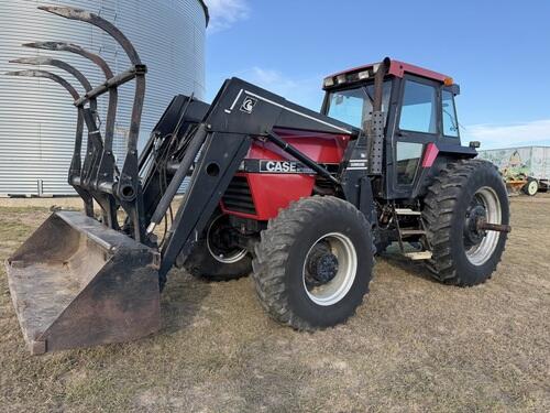 1987 Case IH 3594 Front Wheel Assist Tractor with Farmhand Loader. 1000 ...