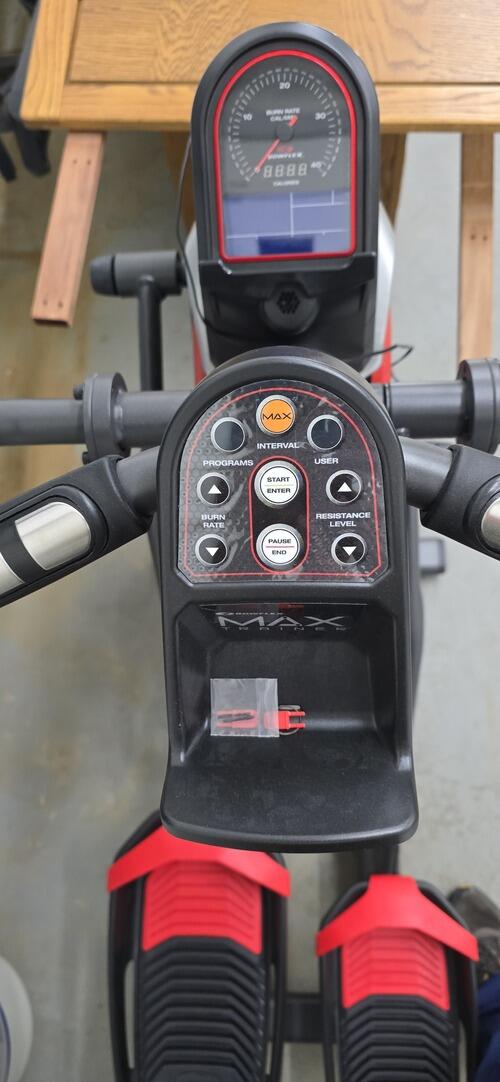 Bowflex max trainer 5 this thing is brand new been used maybe 5 times ...