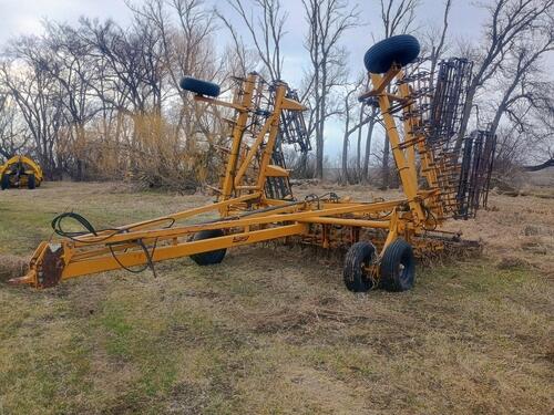 Alloway 32 foot Alloway Seedbedder. Good condition. | Kindred, ND